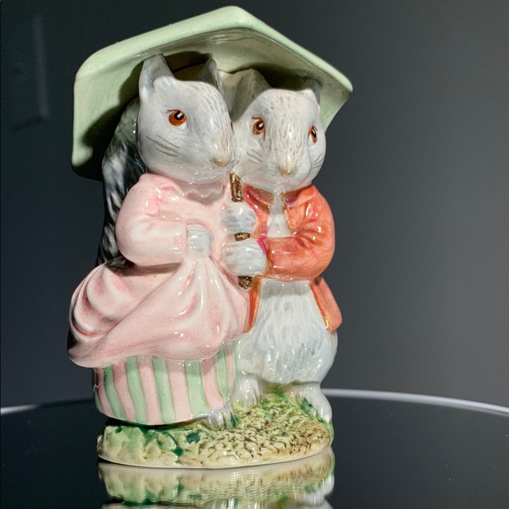 Royal Doulton "Goody and Timmy Tiptoes" Beatrix Potter's Famous SQUIRRELs - Picture 7 of 7